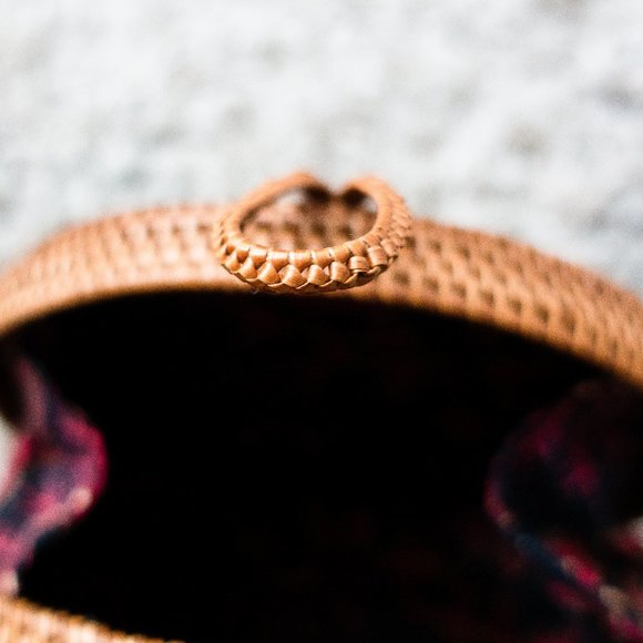 Balinese Rattan Bag (Round) - Picture 7 of 13